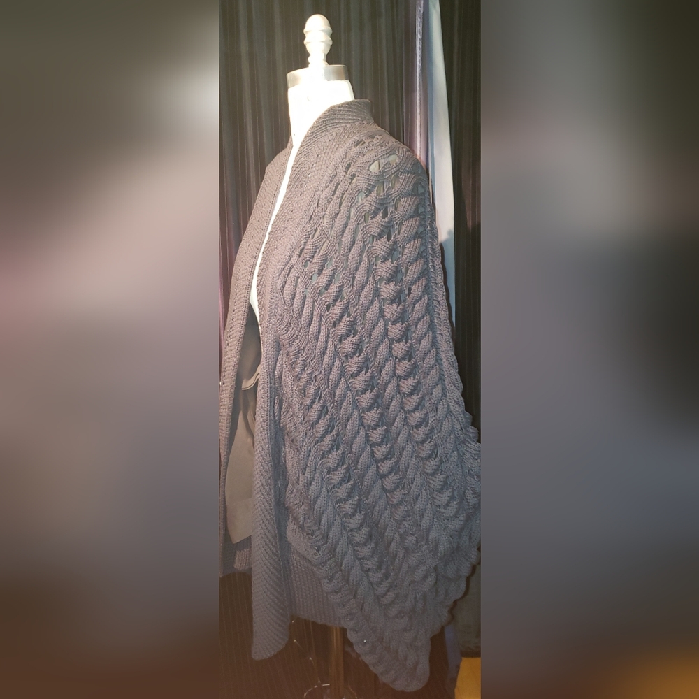 Super Rare black Reversible Norisol Ferrari crochet Cable Knit kimono Cardigan